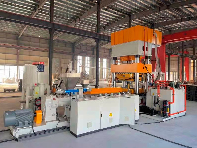 Waste Rigid Plastic Pallet Pressing Line