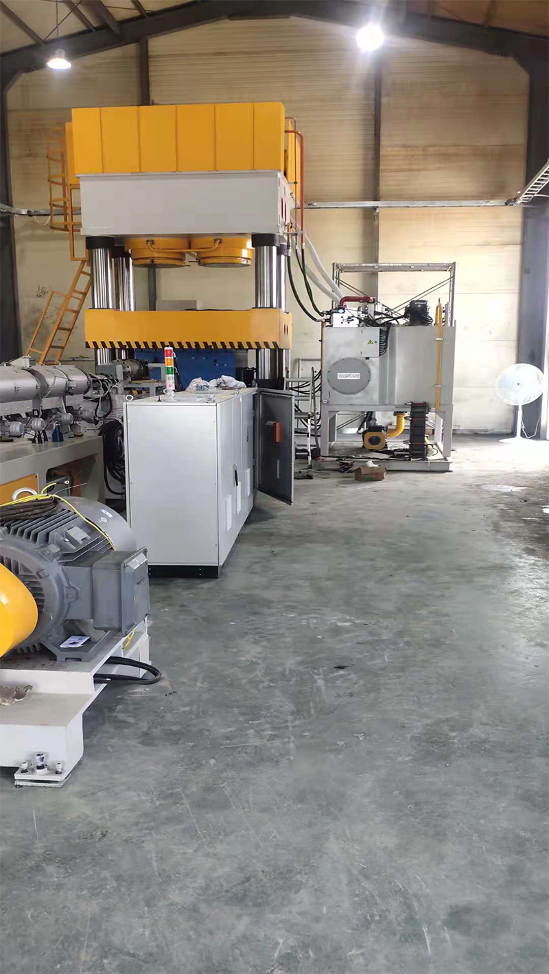 One-step_Extrusion_Molding_Equipment_for_Domestic_Waste_Plastic_Film_in_South_Korea-4.jpg